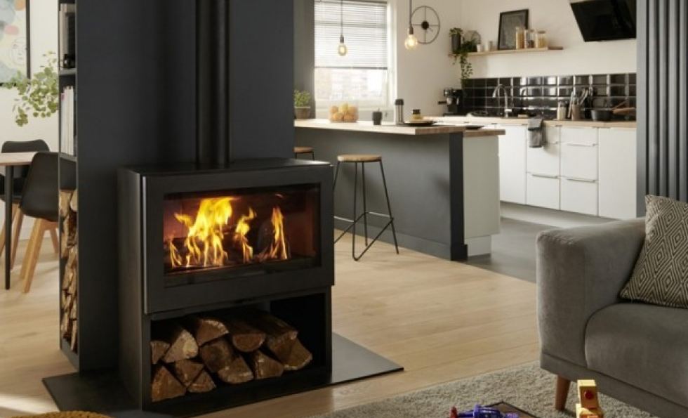 Cheminée et poêle à bois : 20 solutions pour stocker ses bûches Abessan immobilier