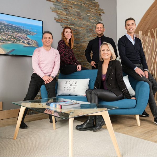 Agence sérieuse , avec des personnes compétentes Agence amarine