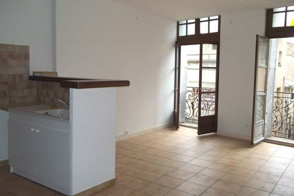 Appartement t3 à vendre à pézenas. Soleil & prestige immobilier