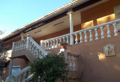 Appartement t4 à vendre à vias Soleil & prestige immobilier