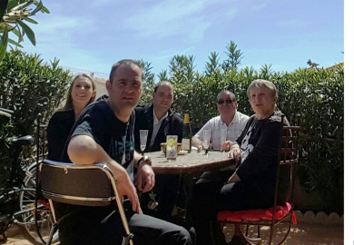 Sympathiques acquéreurs à marseillan-plage S'antoni immobilier