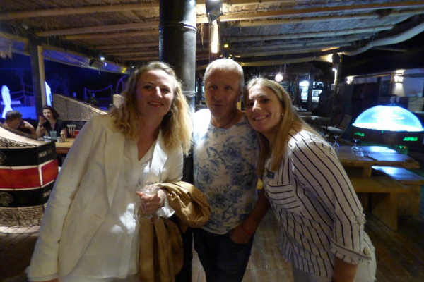 Album souvenir soirée blanche au jungle beach ! Soleil & prestige immobilier