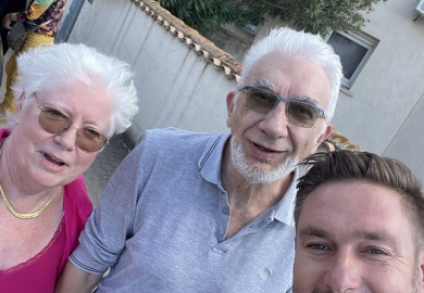 Heureux propriétaires vendeurs s'antoni immobilier mèze S'antoni immobilier