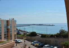 Sete studio souras bas vue mer Groupe gesim