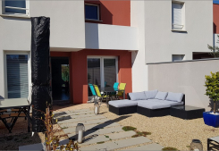 Sete proche des plages maison contemporaine Groupe gesim