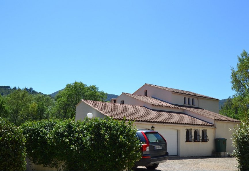 Je n’ai qu’à me louer de sa participation à l’achat de ma maison. Eugène de graaf
