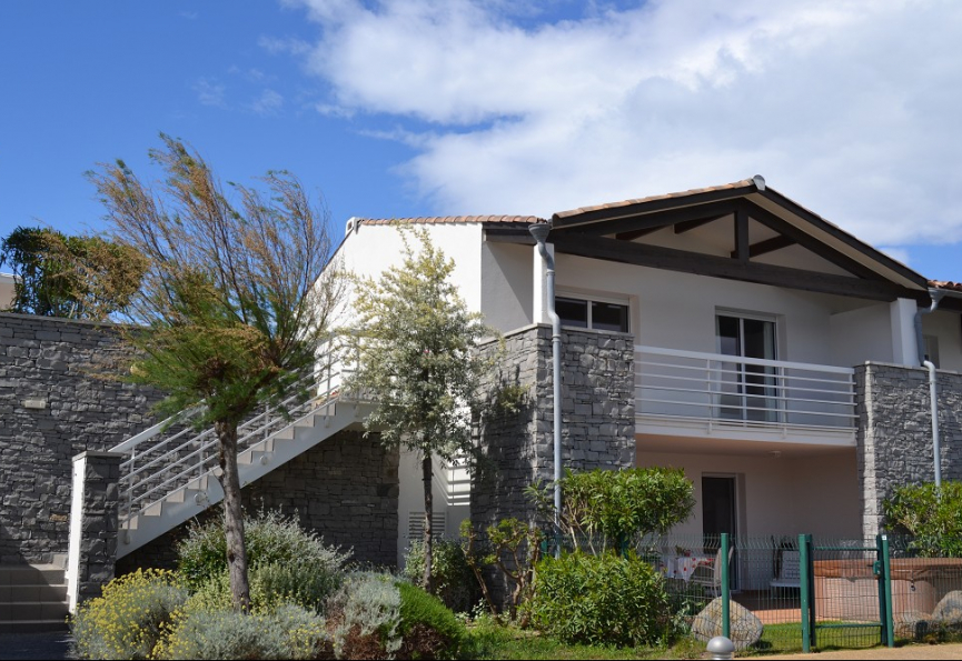 Eugène has been extremely helpful in all aspects of our real estate. Eugène de graaf