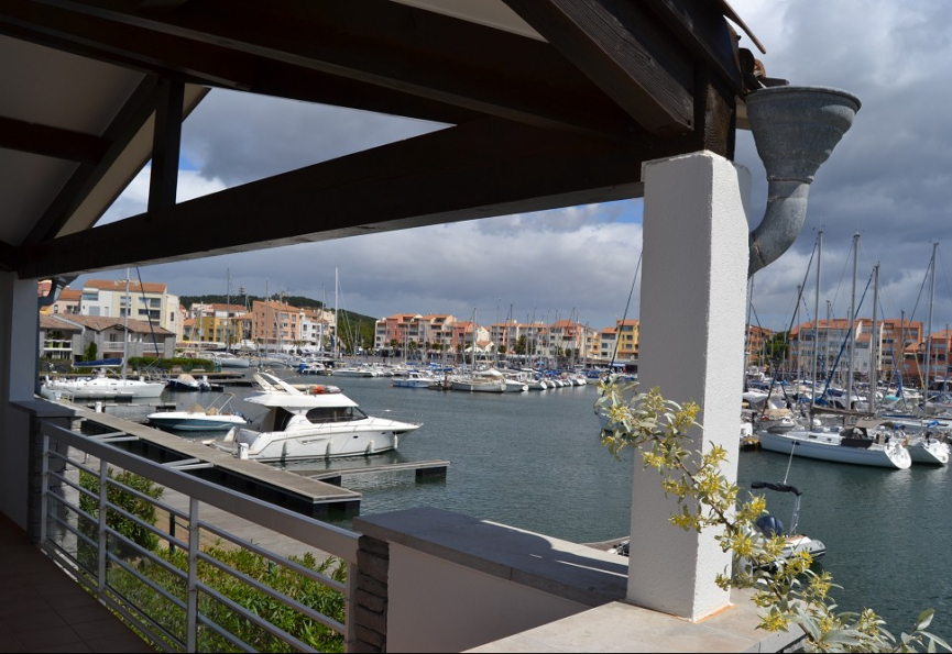 Eugène has been extremely helpful in all aspects of our real estate. Eugène de graaf