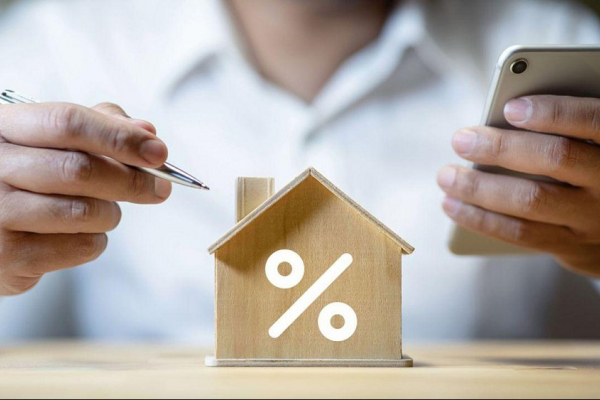 Crédit immobilier : les taux au plus bas, les durées au plus haut Inter-med-immo34