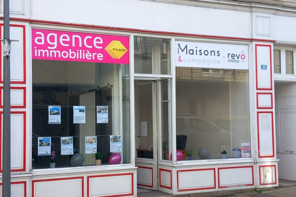 Agence châteauneuf sur sarthe maisons et compagnie by revo immo Sas revo immo