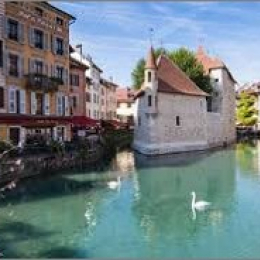 Annecy, la ville ou l'on vit le mieux en france! (article le monde) Resonance immobilière