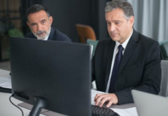 Pourquoi faut-il avoir recours à une agence immobilière ?  Immobilière des yvelines